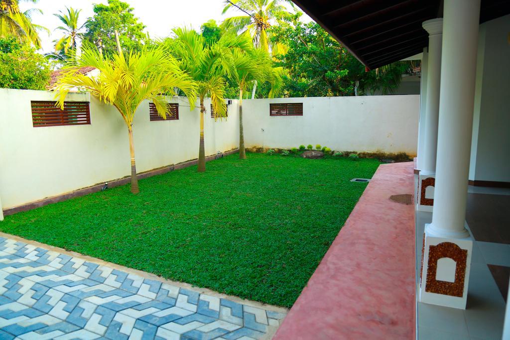4 S Villa Tangalle Zewnętrze zdjęcie